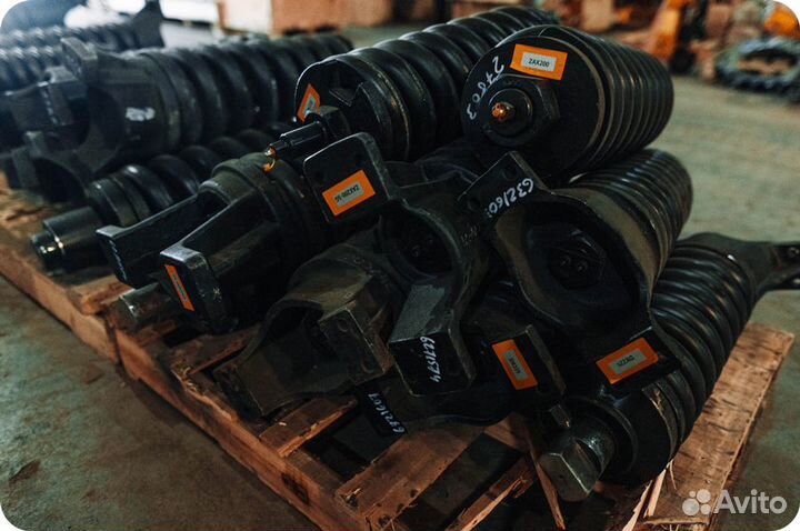 Масленка натяжителя CAT320DL 3577540