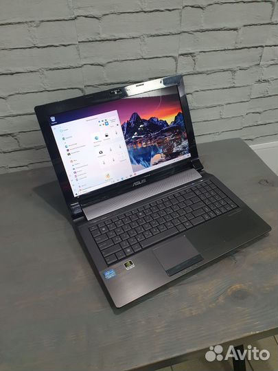 Ноутбук Asus 15.6