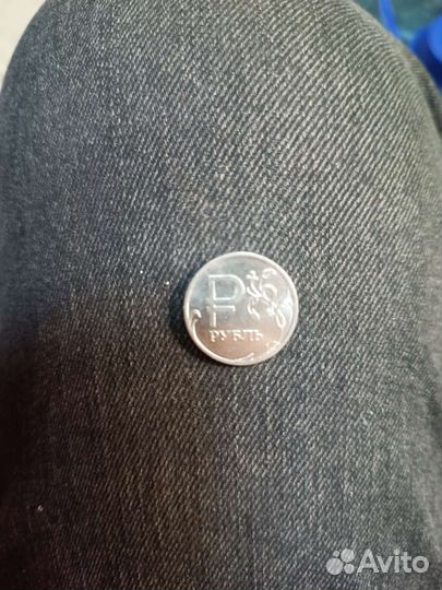 Знак рубля ограниченная серия коллекционная