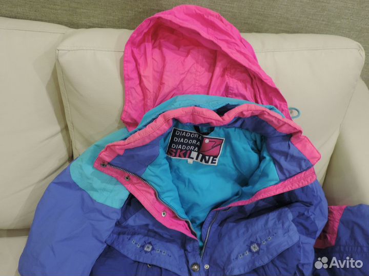 Продаю женский горнолыжный комбинезон