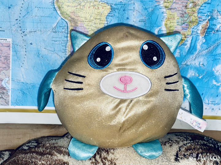 Большой плюшевый мишка