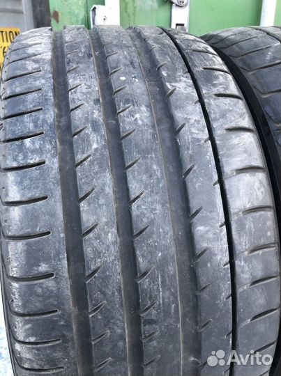 Yokohama ADVAN Sport V105S 225/40 R18 и 255/35 R18 94Y