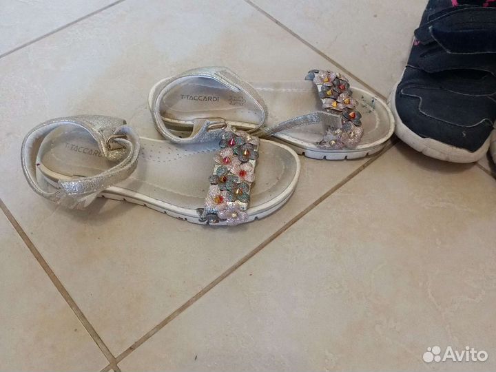 Босоножки для девочки