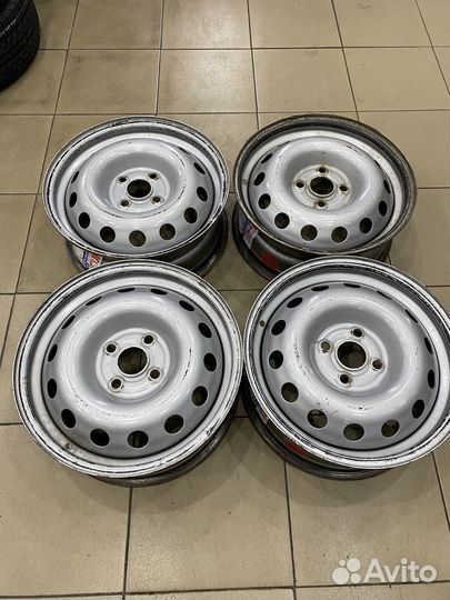 Диски Стальные Solaris/ Kia rio R15