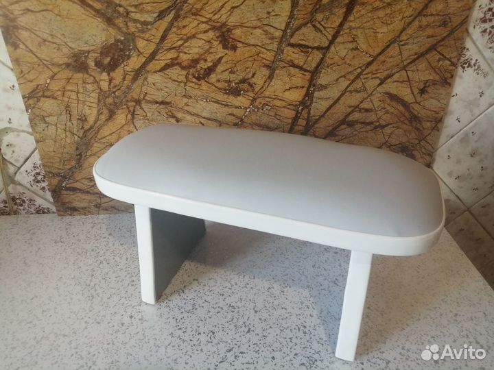 Подставки для рук маникюрные
