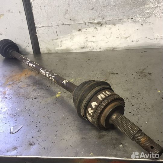 Привод правый Nissan Almera N16 qg15 МКПП