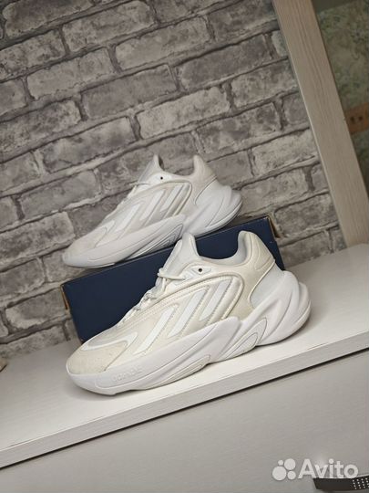 Adidas Ozelia Cloud White