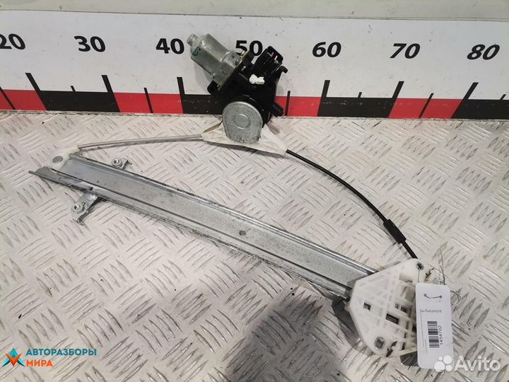 Стеклоподъемник электрический задний правый Subaru
