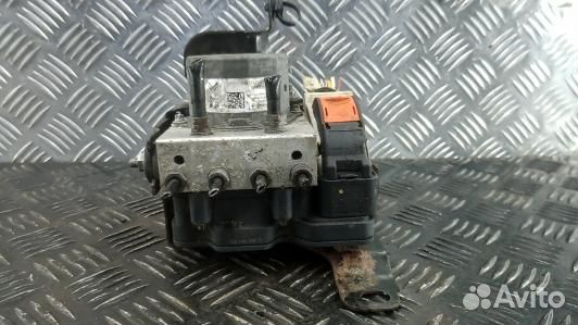 Блок ABS citroen C4 picasso 2 (SNP08KW01)