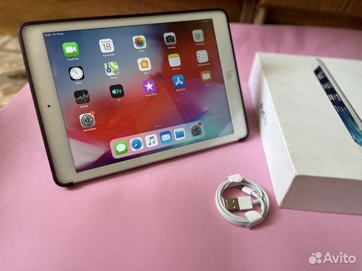 iPad Air на 32 Гб с сим (полный комплект + чехол)