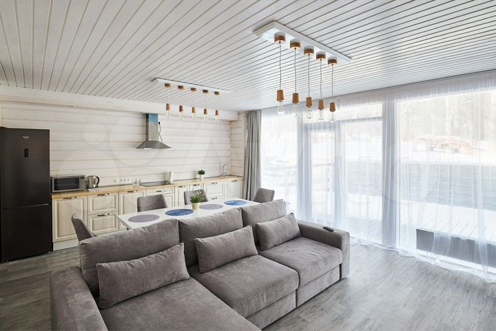 1-к. квартира, 70 м², 1/2 эт.