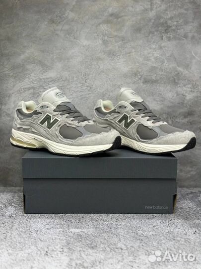 Кроссовки New Balance 2002R