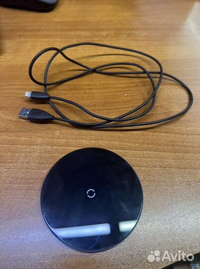 Беспроводная зарядка baseus