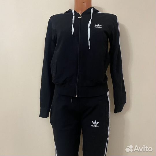 Спортивный костюм adidas s/m