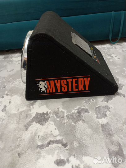 Активный сабвуфер