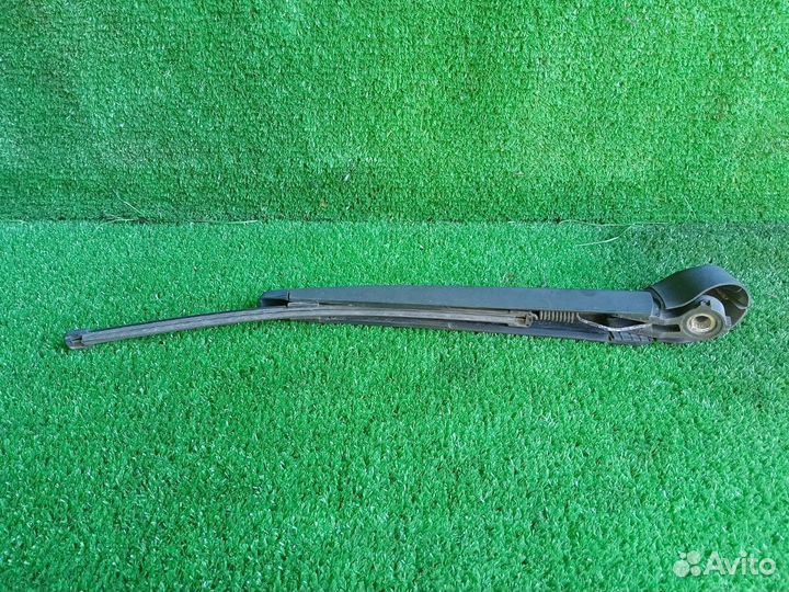 Дворник задний Volkswagen Golf 6 caxa (1.4T) 2010