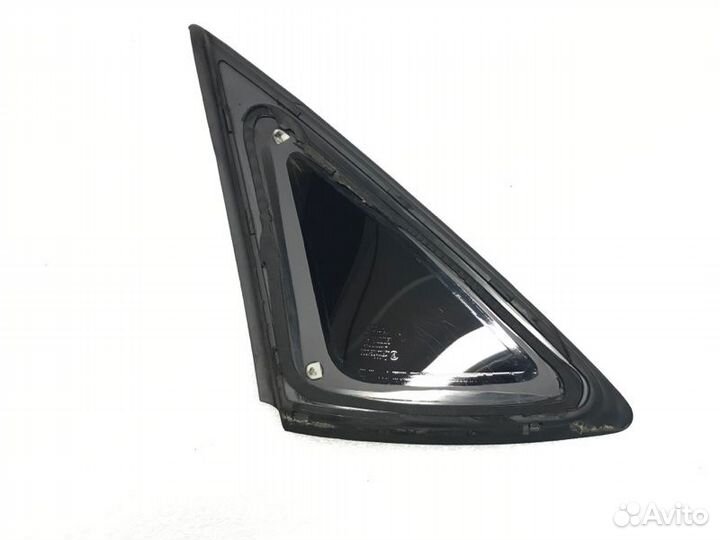 Форточка задняя правая Ford Mondeo седан 2.3 2010