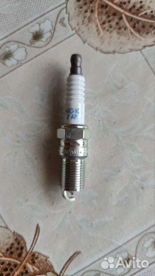 Свечи зажигания иридиевые NGK ITR6F13 4477