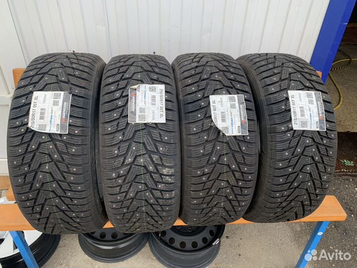 Hankook Winter I'Pike RS2 W429 215/50 R17 95T