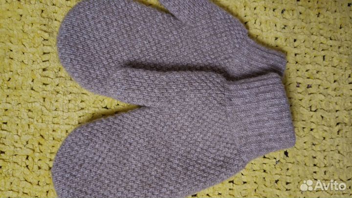 Варежки из шерсти яка