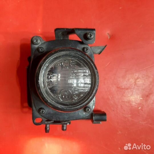 Фара противотуманная передняя правая Mitsubishi