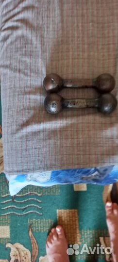 Гантели 2 кг-2шт,8кг-1шт