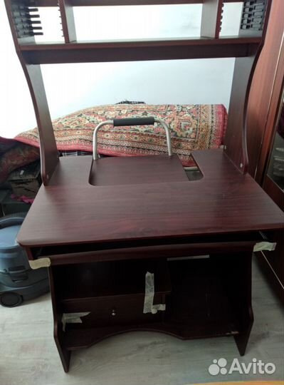 Компьютерный стол бу