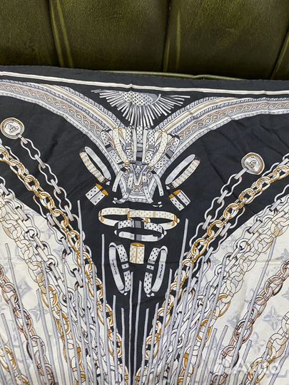 Шелковый платок louis vuitton 90см