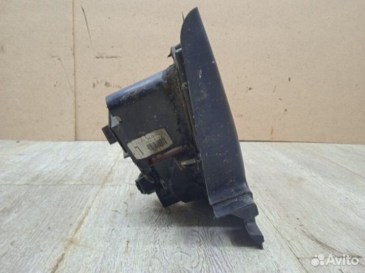 Фонарь задний левый Nissan Primera P11 1999