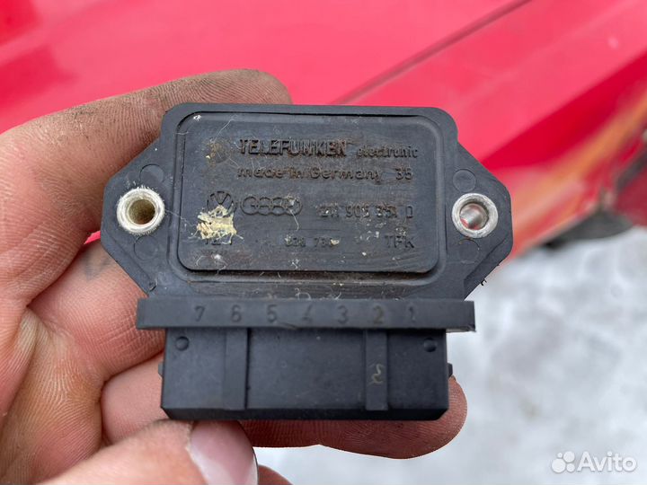 Коммутатор audi 80B2