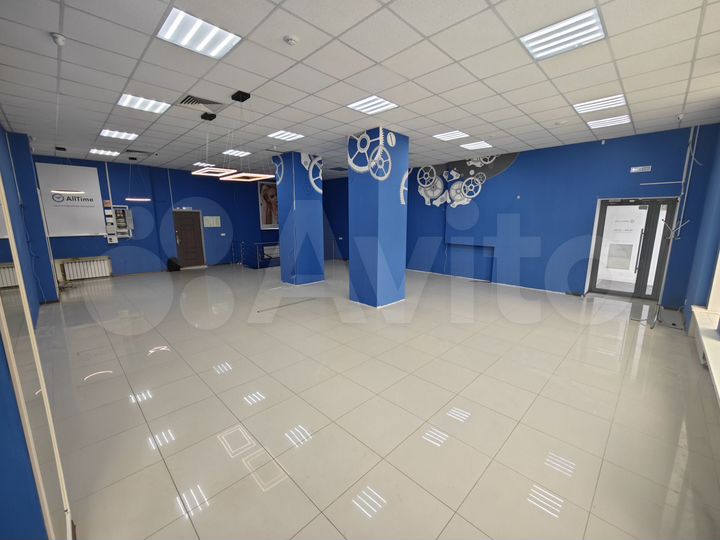 Торговая площадь, 241.6 м²