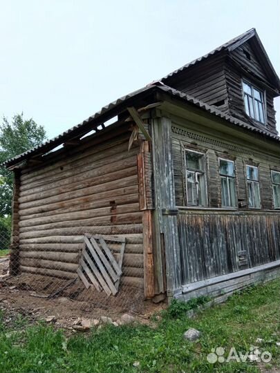 Сруб дома из ели (под вывоз)