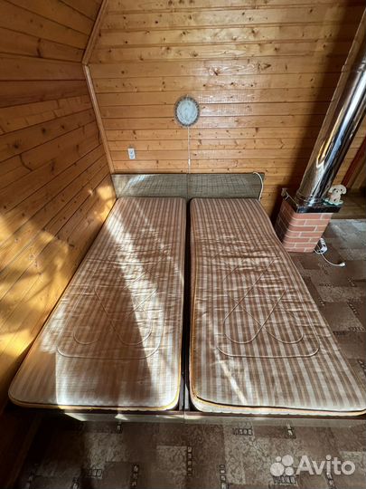 Кровать одноместная с матрасом