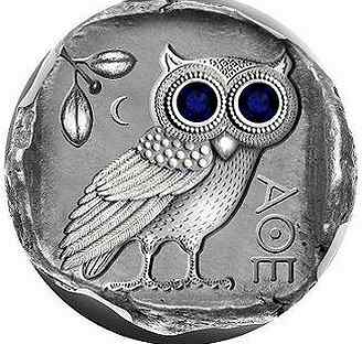 Монета Афинская сова Фиджи 2019г серебро сапфиры