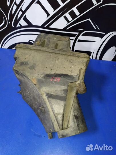 Корпус воздушного фильтра BMW 5' E39