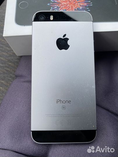 iPhone SE, 32 ГБ