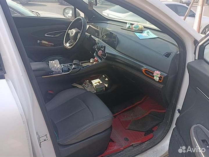 Changan UNI-T 1.5 AMT, 2021, 30 500 км