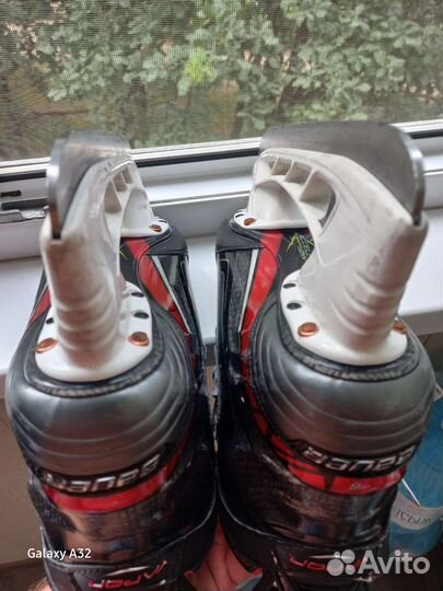 Хоккейные коньки bauer vapor 2x