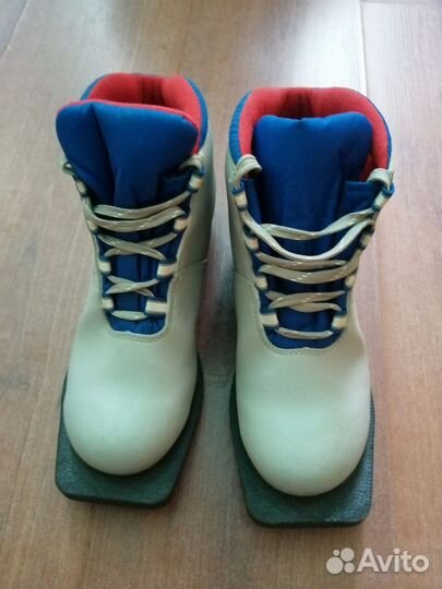Лыжные ботинки 36 размер nordway