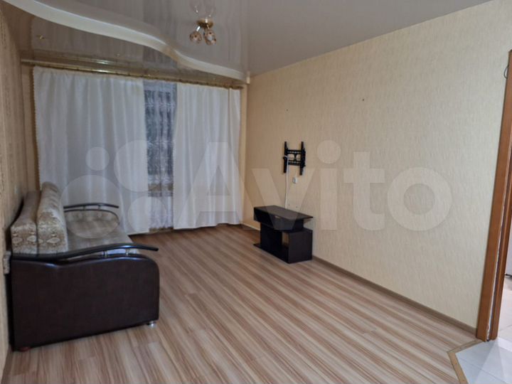 3-к. квартира, 79 м², 4/4 эт.