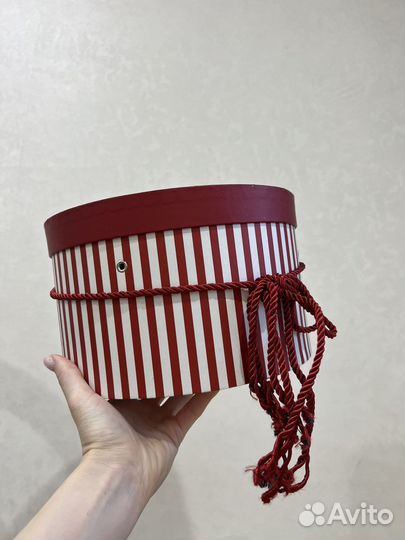 Коробка подарочная