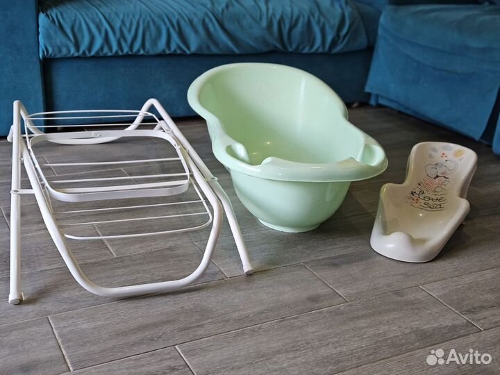 Детская ванночка с подставкой