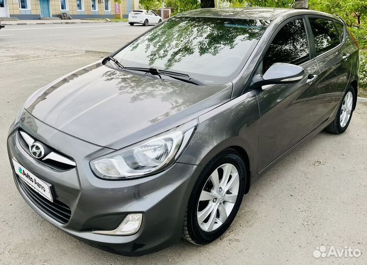 Hyundai Solaris 1.6 AT, 2012, 162 000 км