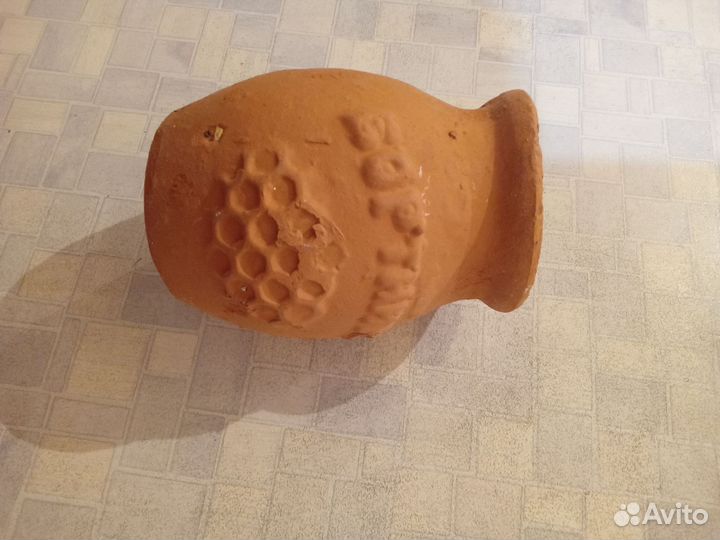 Горшочек из глины для декларации