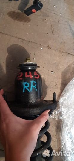 Стойка амортизатора