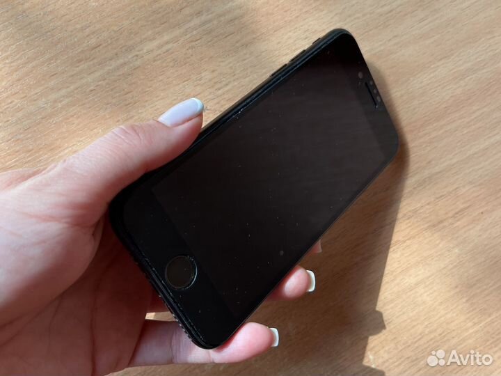 iPhone айфон 7 32gb