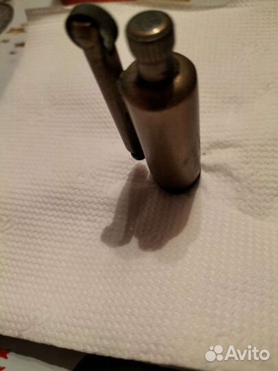 Винтажная зажигалка бензиновая