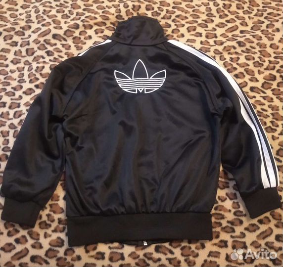 Спортивный костюм adidas 116 джинсы Levi's