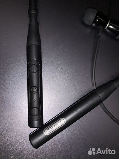 Беспроводные наушники BYZ