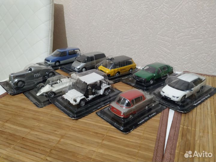 Модель автомобиля 1:43